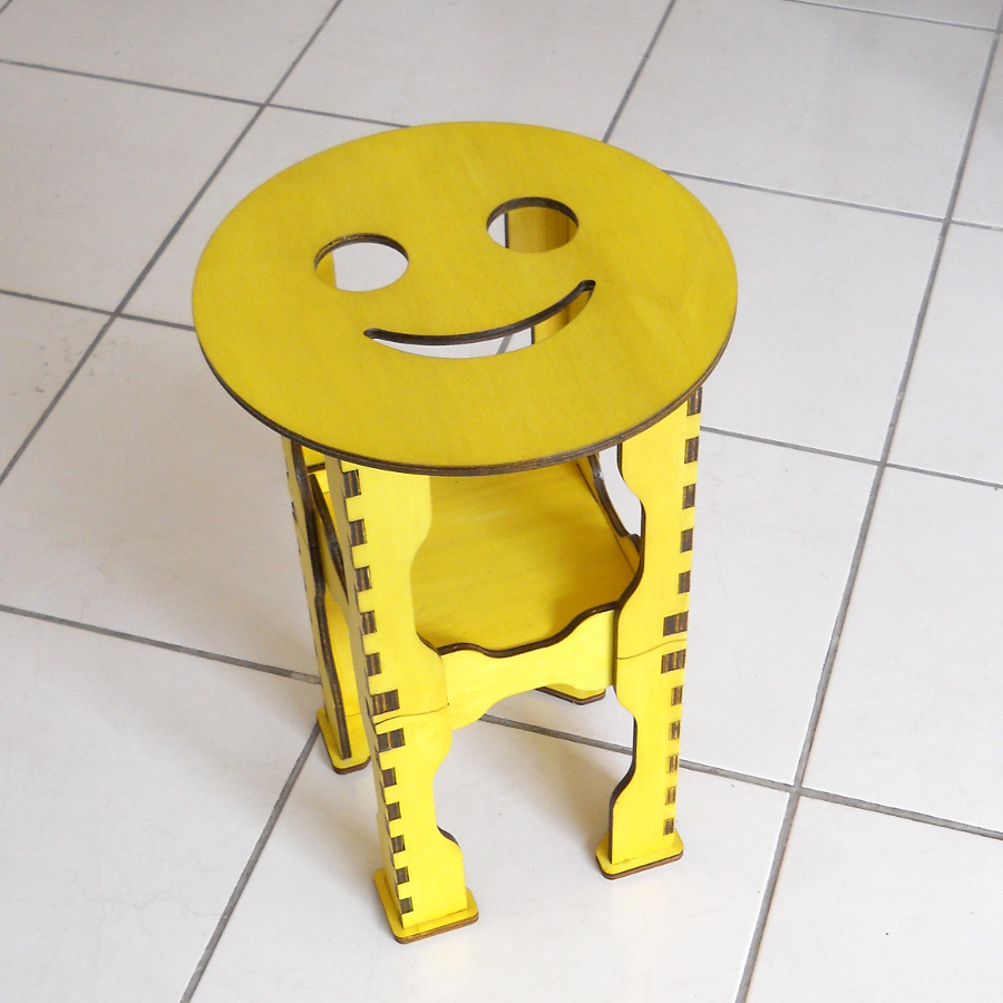 sgabello sorriso